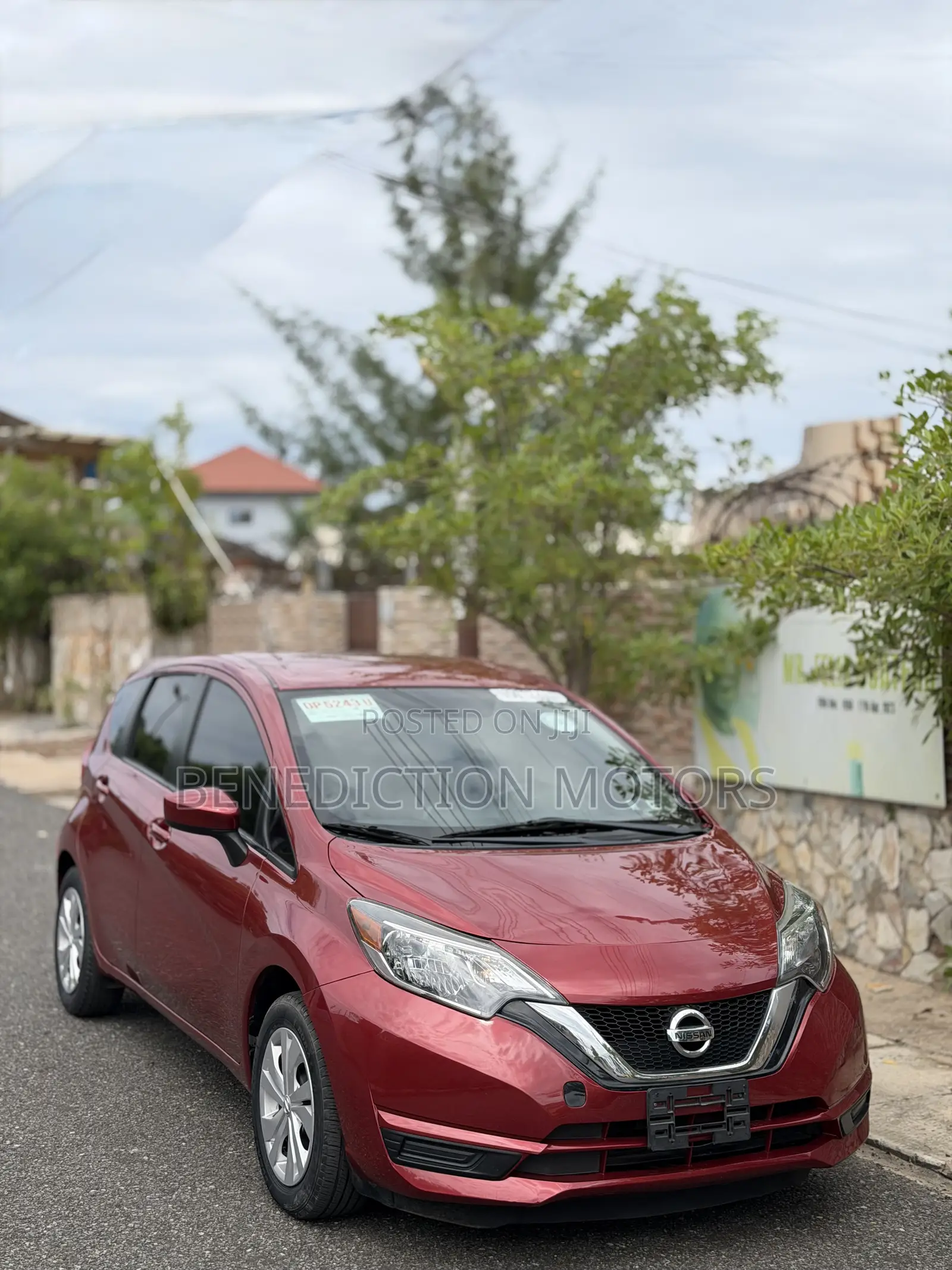 Nissan Versa 1.6 S 2016 Red