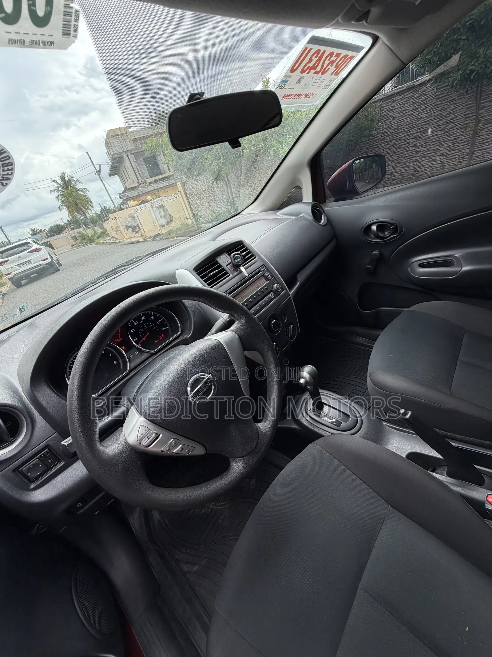Nissan Versa 1.6 S 2016 Red