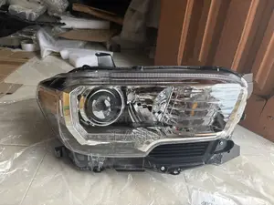 Toyota Tacoma 2016,2017,2018,2019,2020 Headlight