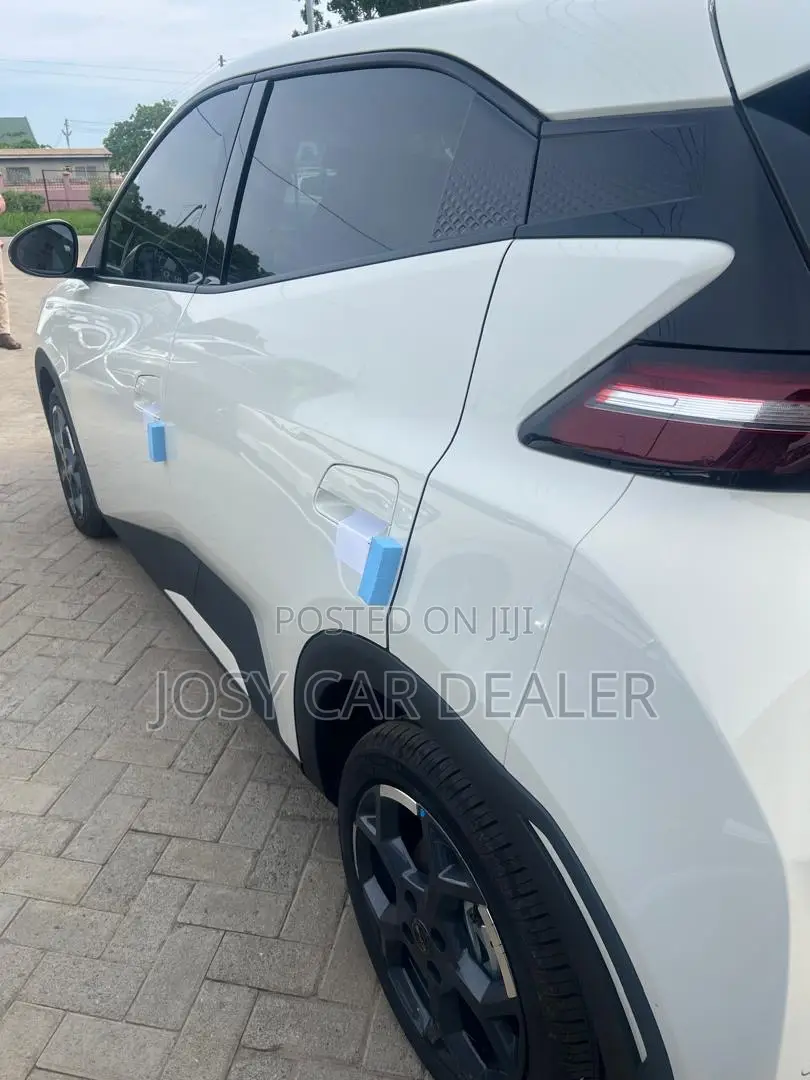 New BYD Seagull 30 kWh FWD 2024 White