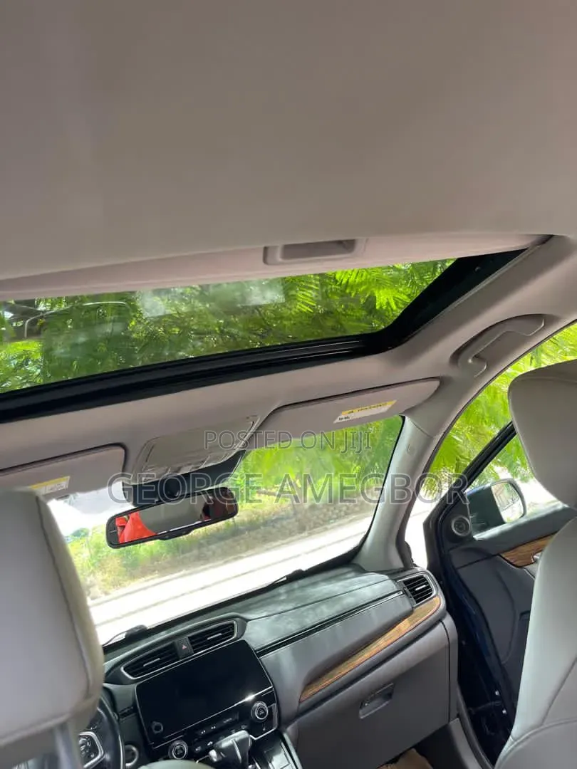 Honda CR-V 2019 Blue