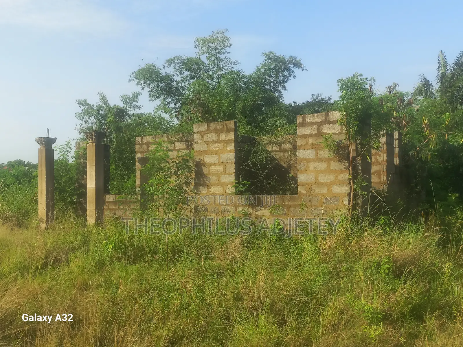 2bdrm House In Pokuase For Sale