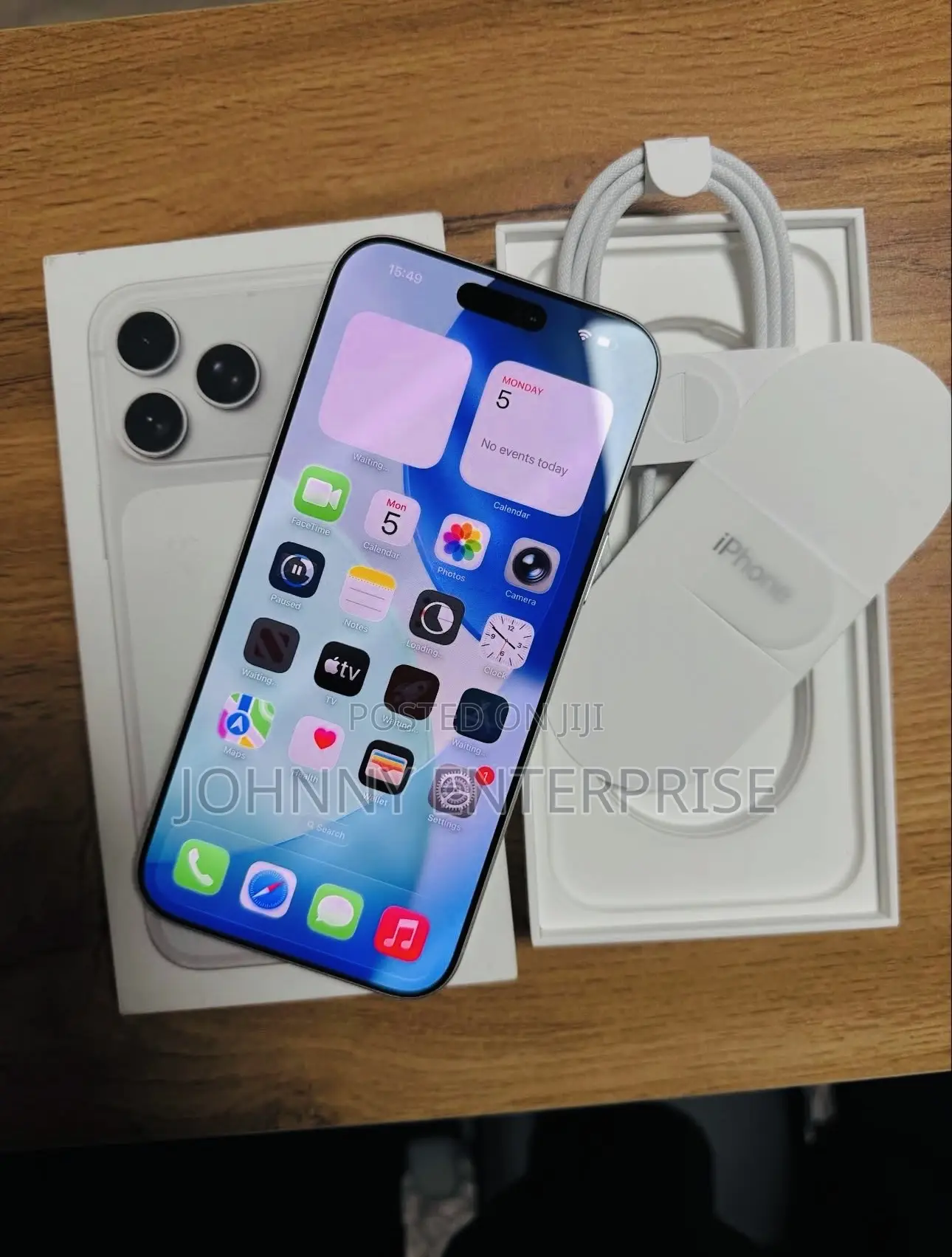 New Apple iPhone 17 Pro Max 1 TB Silver