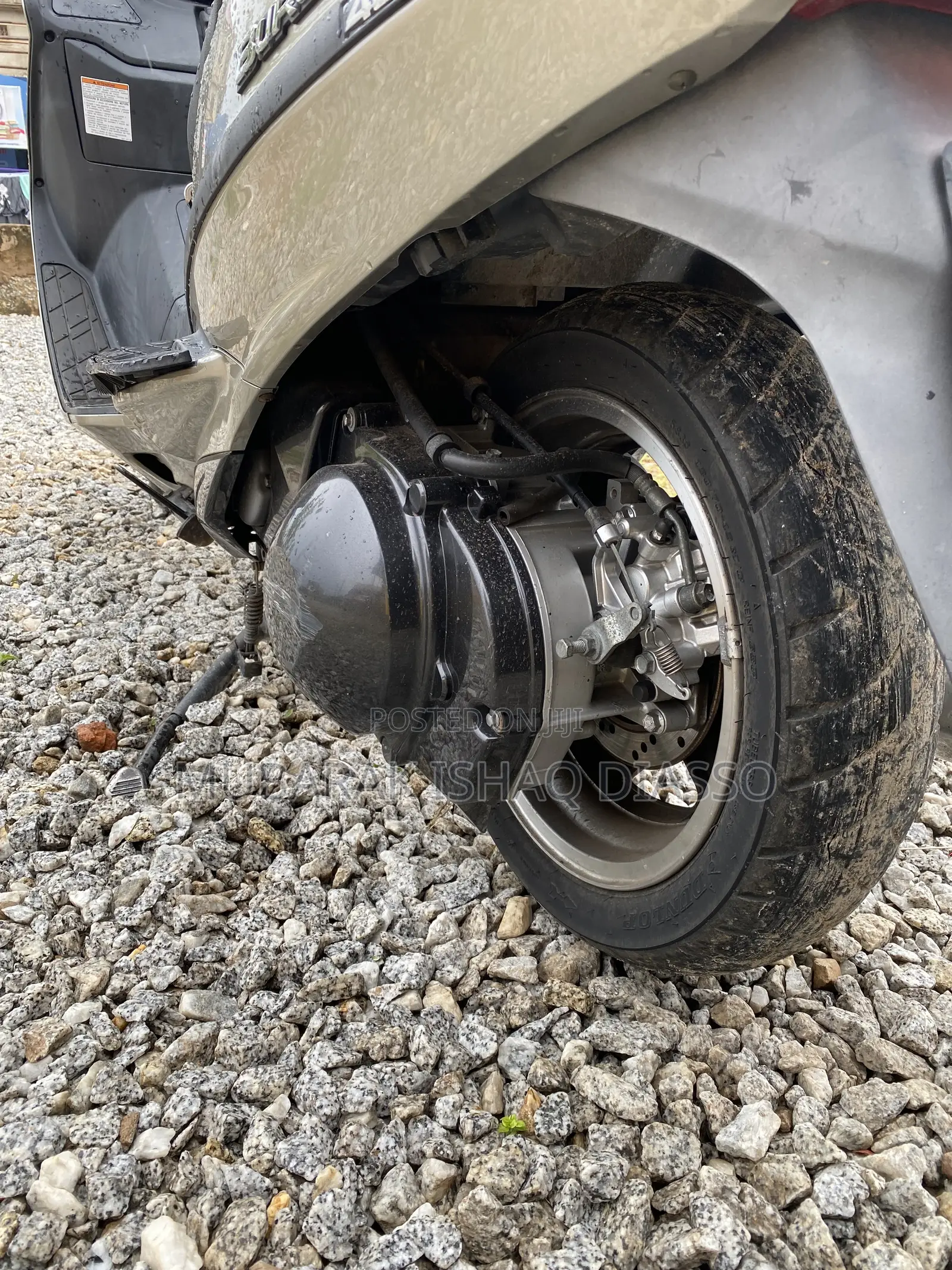 Suzuki Burgman 2018 Brown