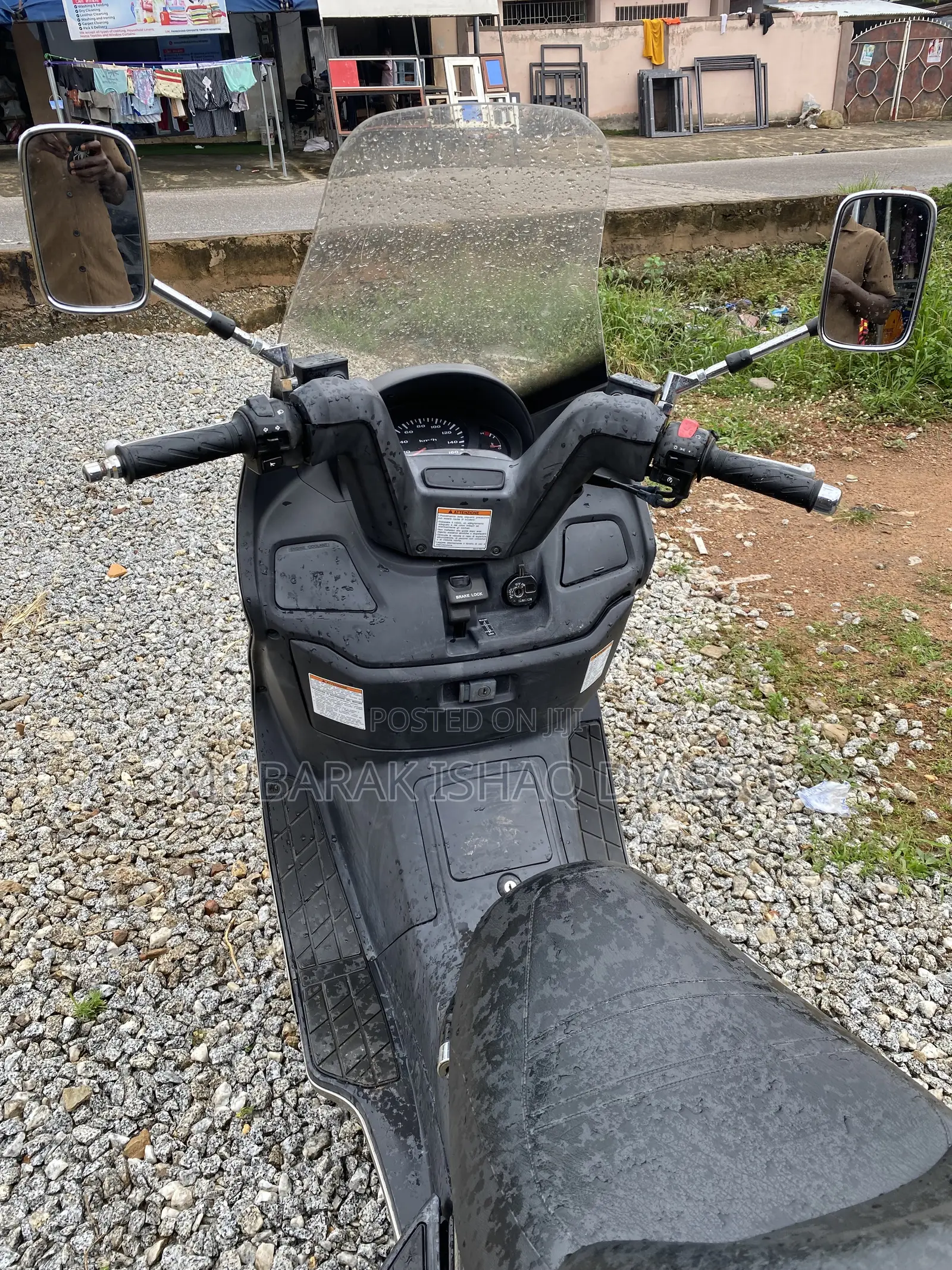 Suzuki Burgman 2018 Brown