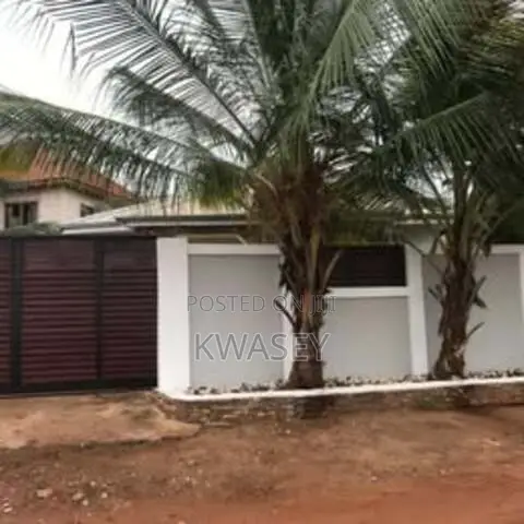 2bdrm House in Ghana Flag for rent