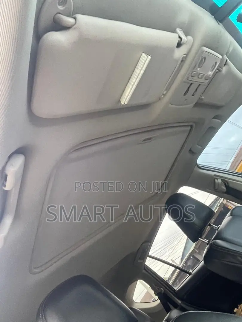 Toyota RAV4 Limited FWD (2.5L 4cyl 6A) 2016 Black