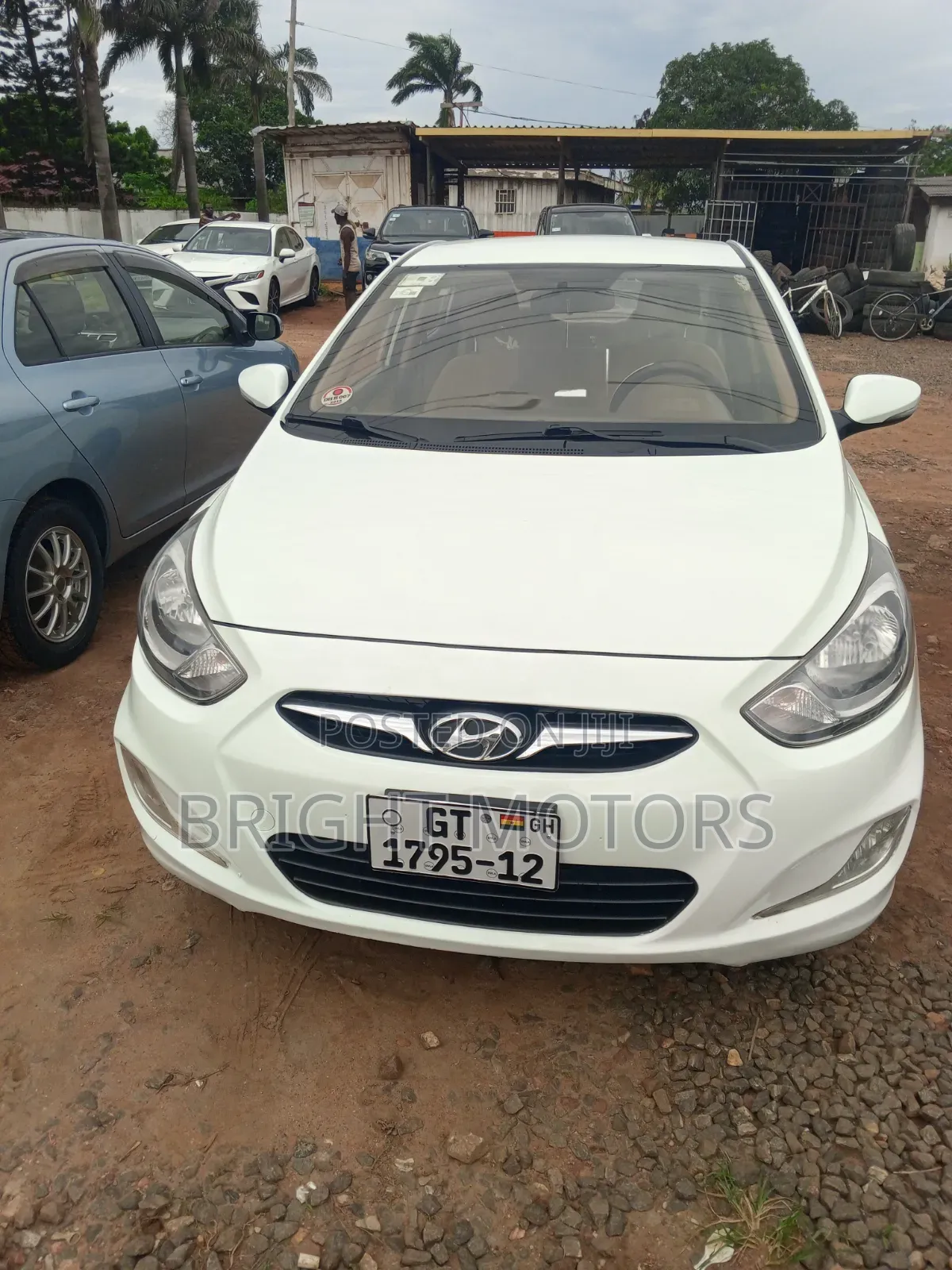 Hyundai Accent GLS Automatic 2012 White