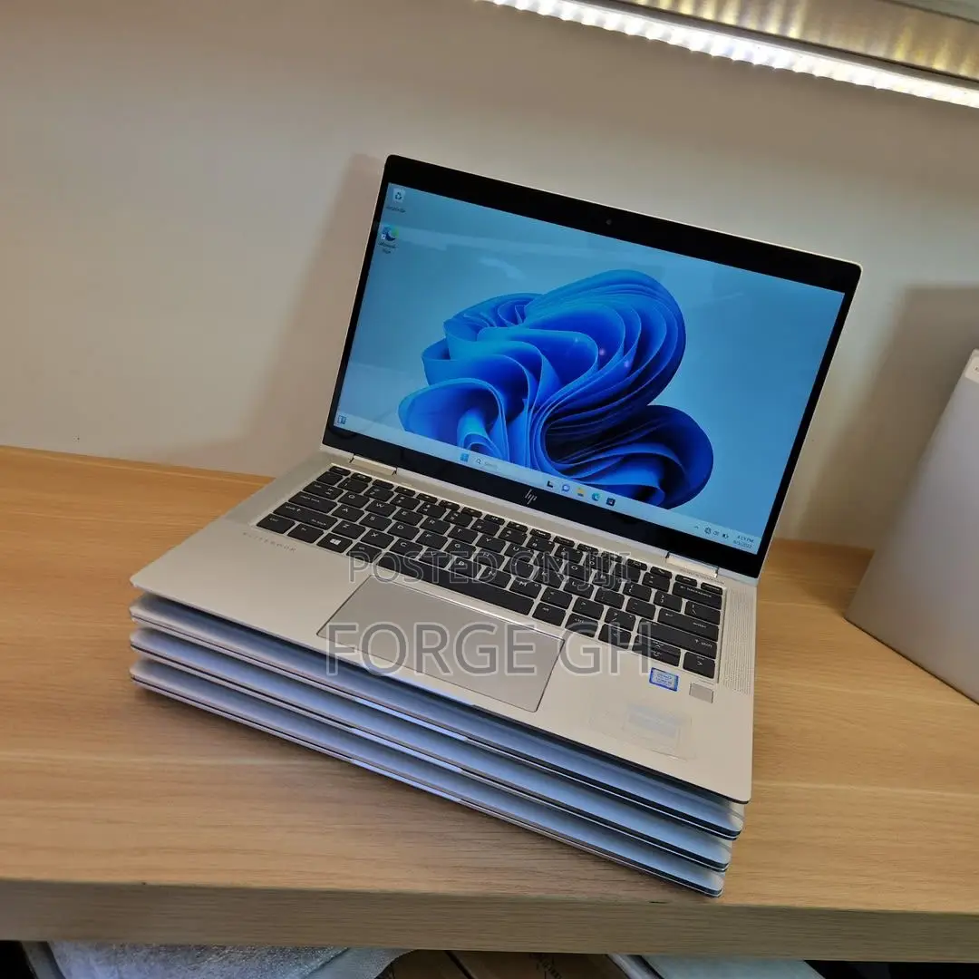 Laptop HP EliteBook 1030 8GB Intel Core i5 SSD 256GB