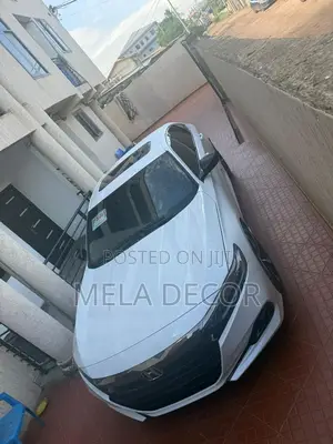 Honda Accord Sport 2.0T 2022 White