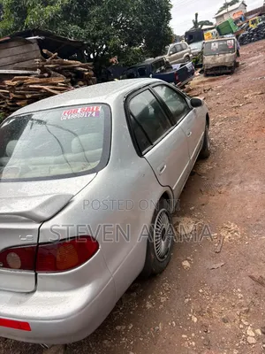 Toyota Corolla 2004 Silver