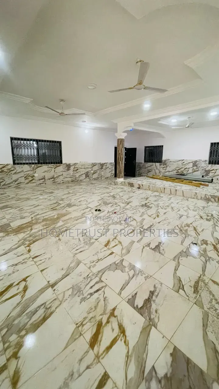 5bdrm House in Ga Odumase Sonitra, Pentecost for sale