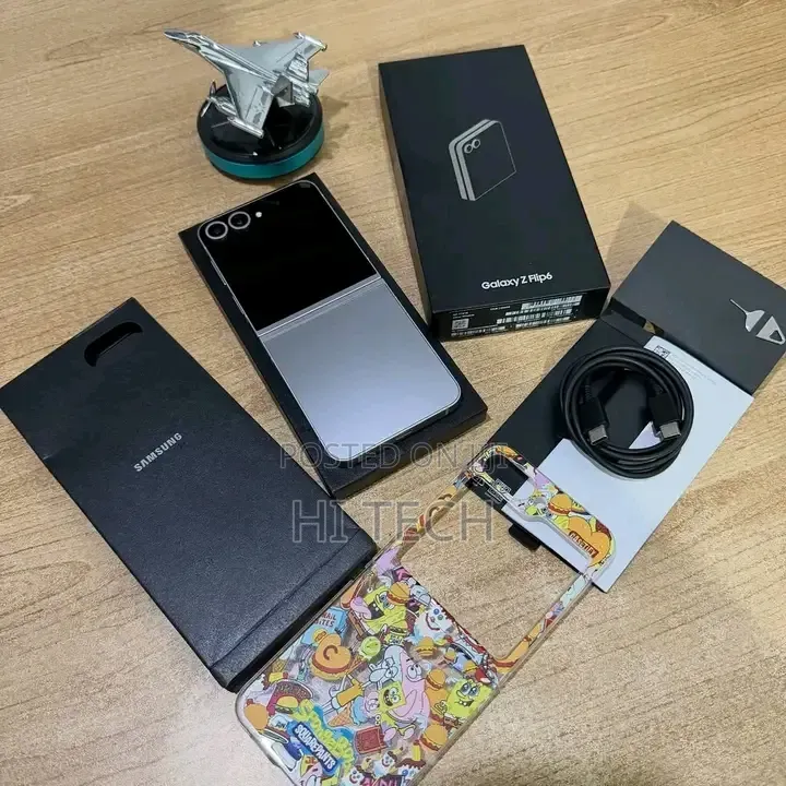 New Samsung Galaxy Z Flip6 512 GB Gray