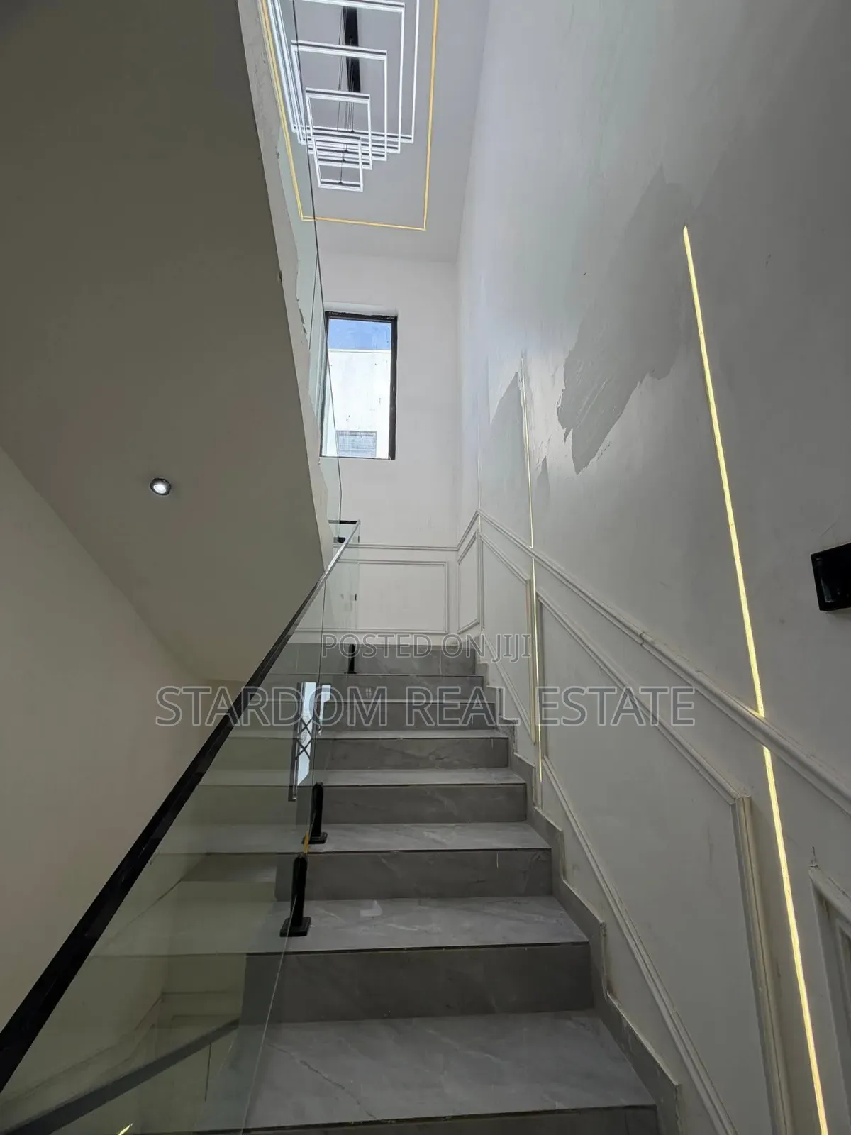 5bdrm Duplex in East Legon Hills, Boundary Road Area for sale