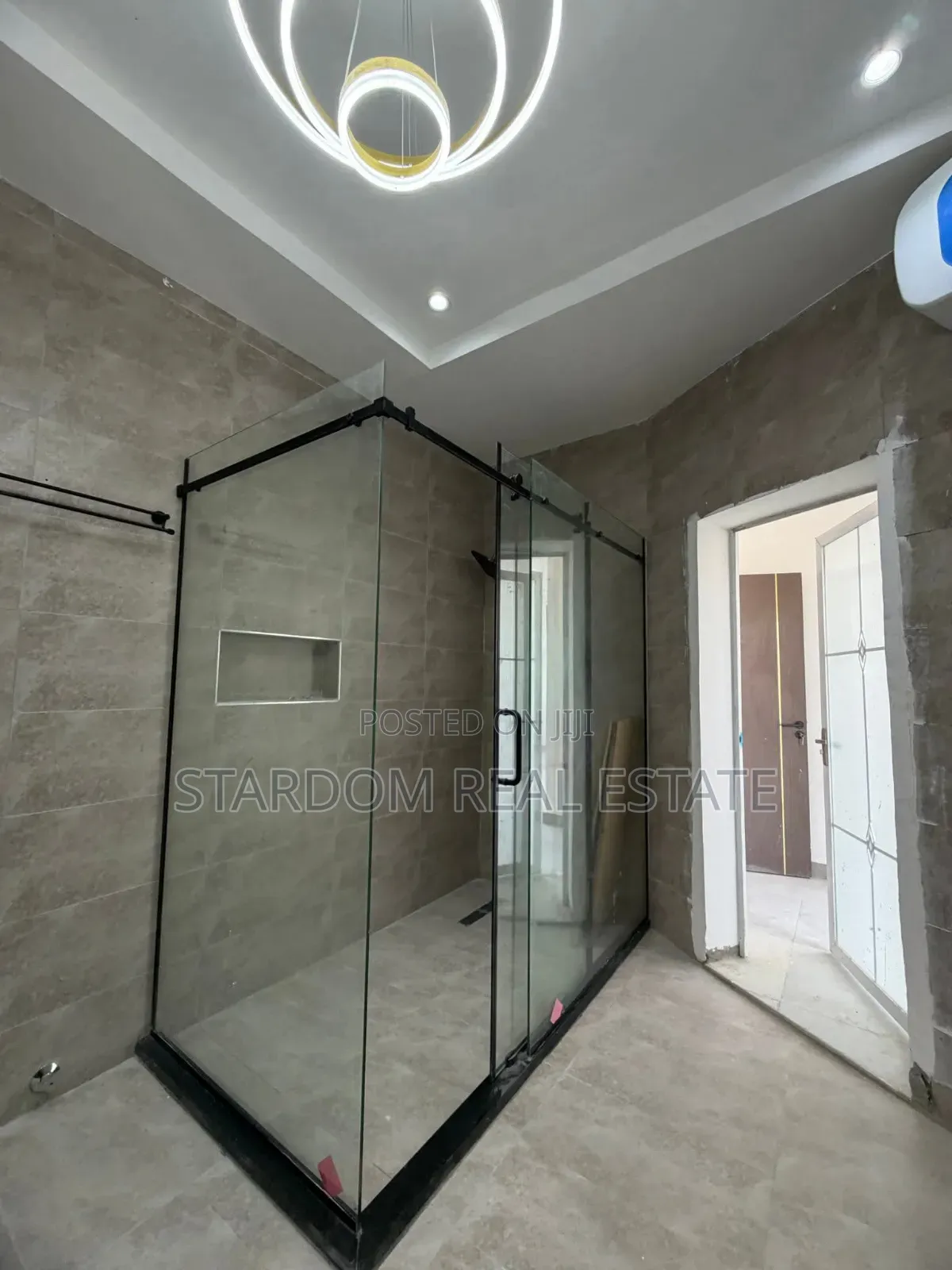 5bdrm Duplex in East Legon Hills, Boundary Road Area for sale