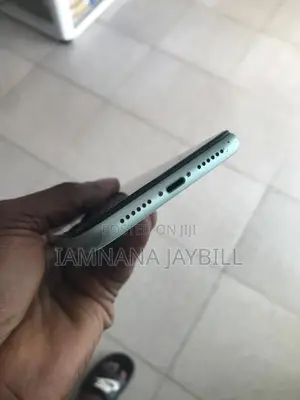 Apple iPhone 11 64 GB Green