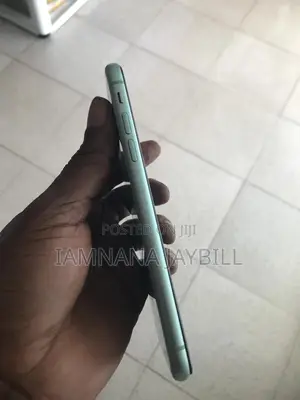 Apple iPhone 11 64 GB Green