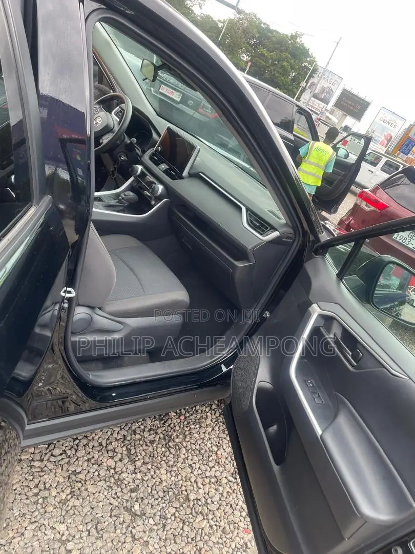 Toyota RAV4 2023 Black