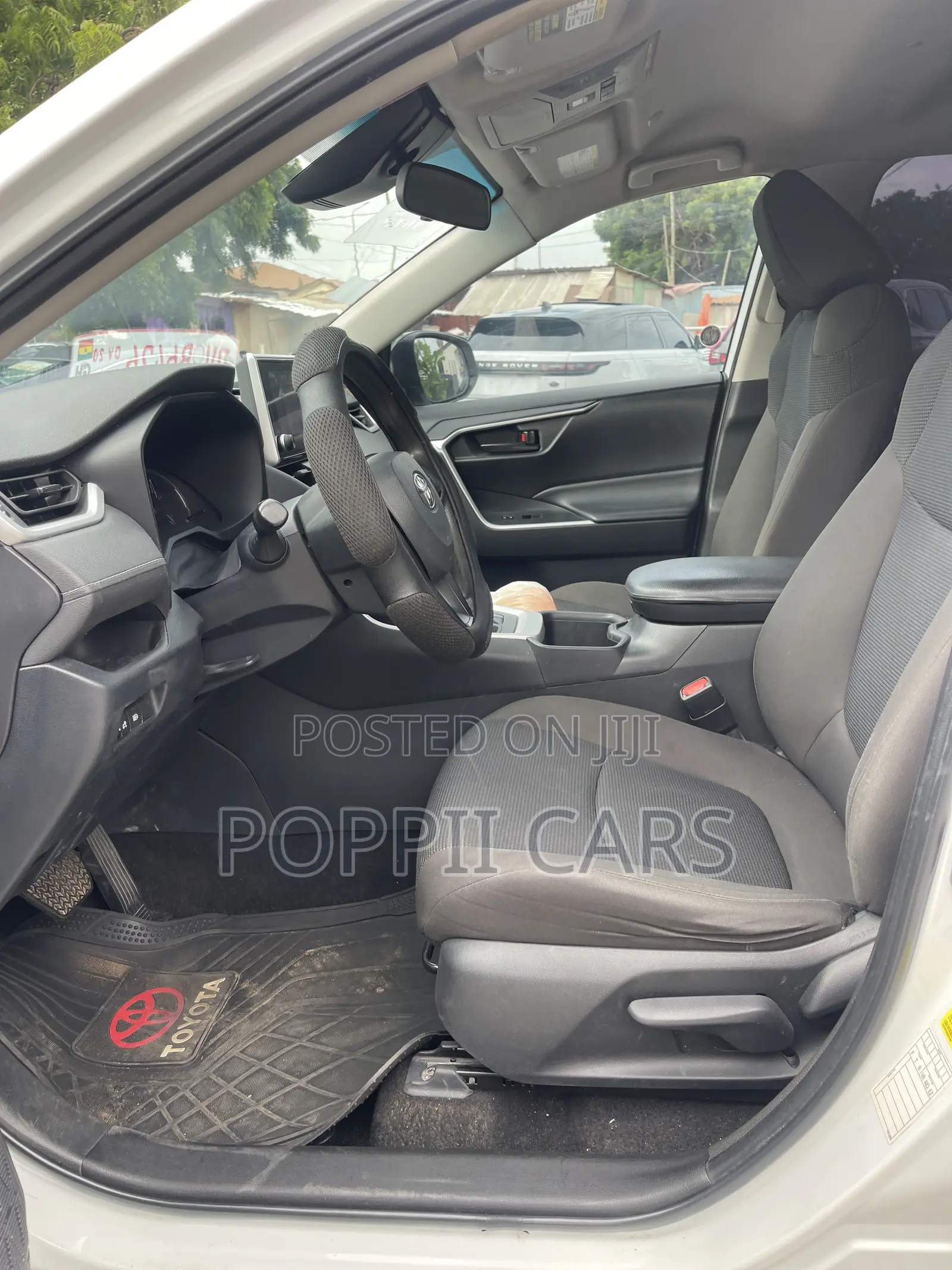 Toyota RAV4 Adventure AWD 2023 White