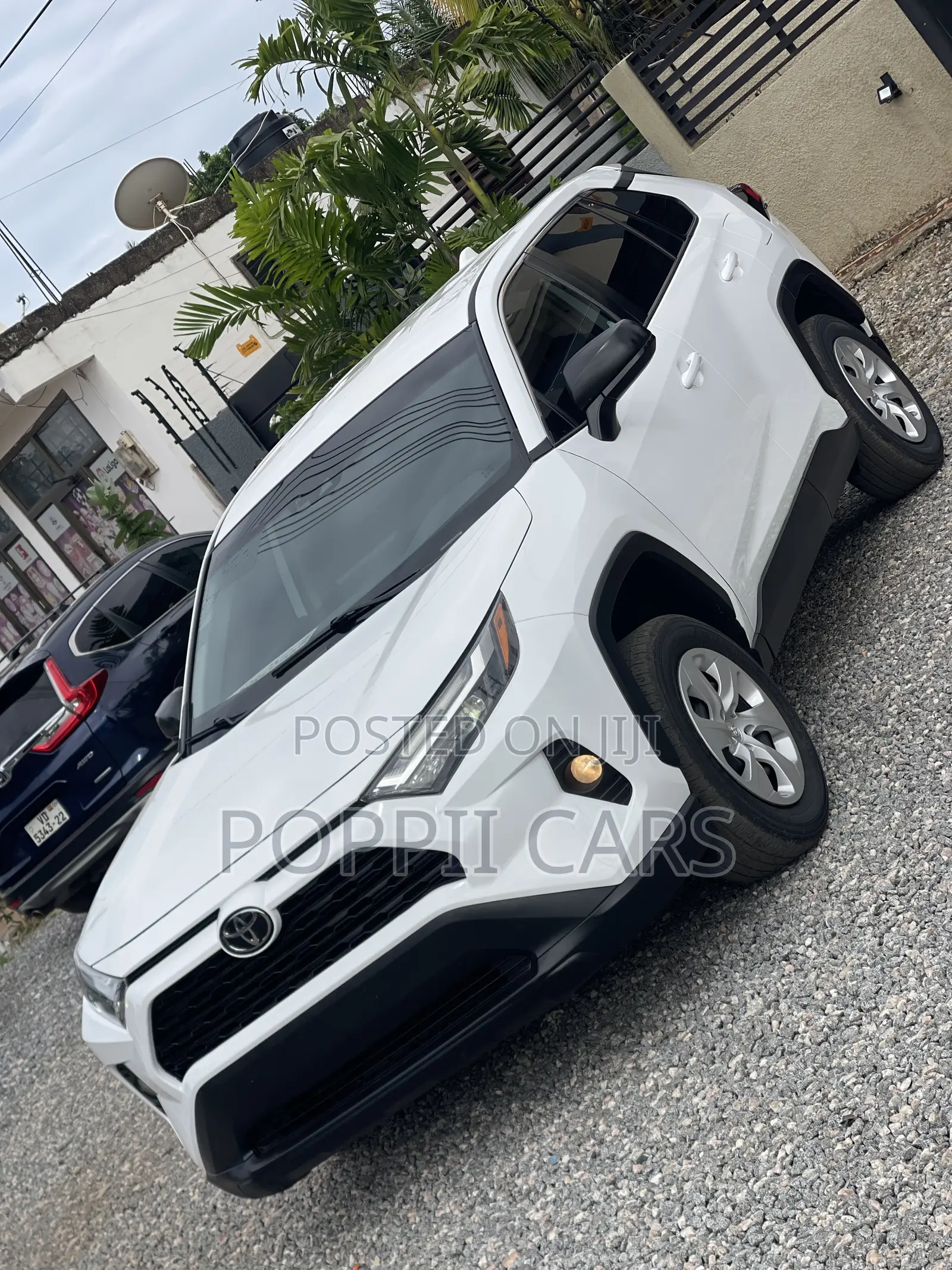 Toyota RAV4 Adventure AWD 2023 White