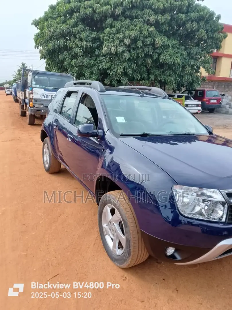 Renault Duster 2013 Blue