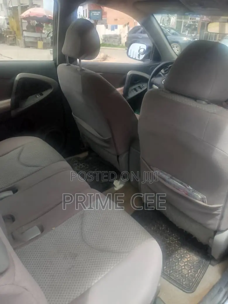 Toyota RAV4 2012 Black