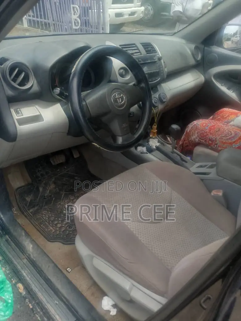 Toyota RAV4 2012 Black