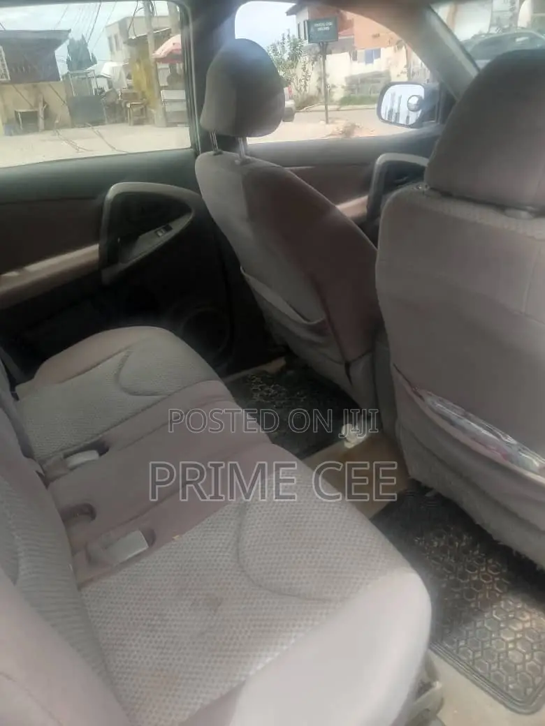 Toyota RAV4 2012 Black
