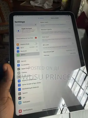 New Apple iPad (2025) 128 GB Gray