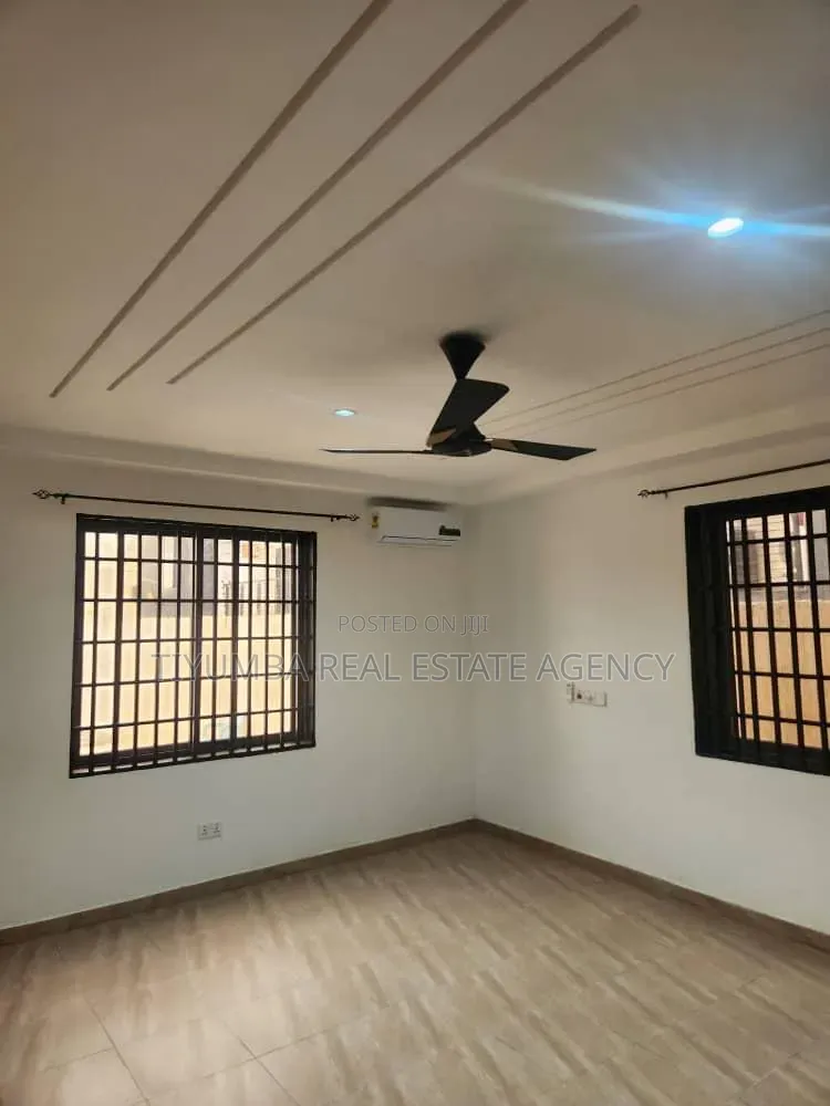 2bdrm Apartment in Tiyumba Real Estate, Ofankor for rent