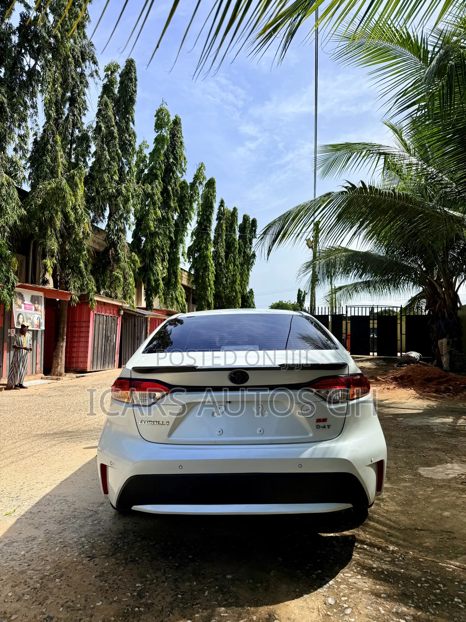 Toyota Corolla SE 2021 White