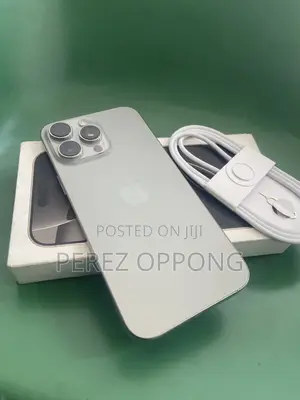 Apple iPhone 16 Pro Max 256 GB Silver