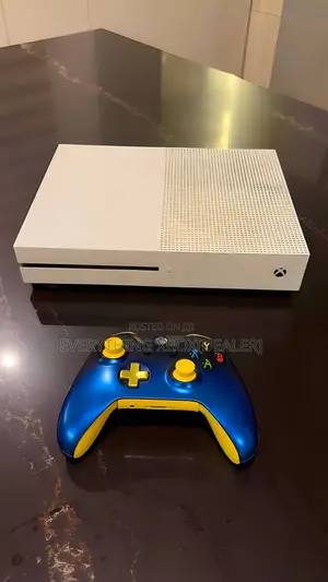 Pre-Owned Xbox One S|500gb|1 Controller|5+ Games|Read Description