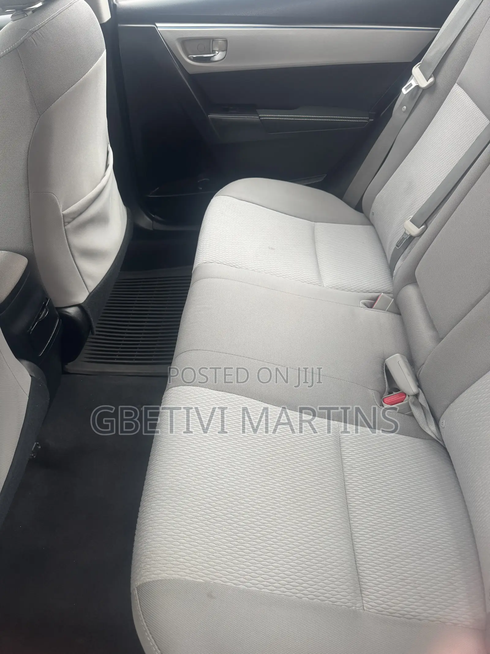 Toyota Corolla 2015 Silver