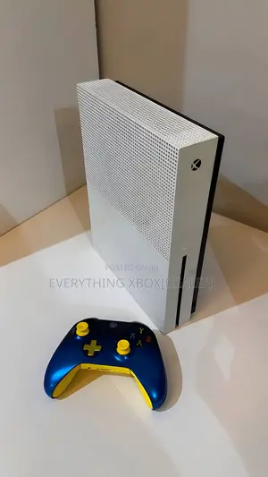 Xbox One S (500gb)+ Controller + Select Your Games of Choice]