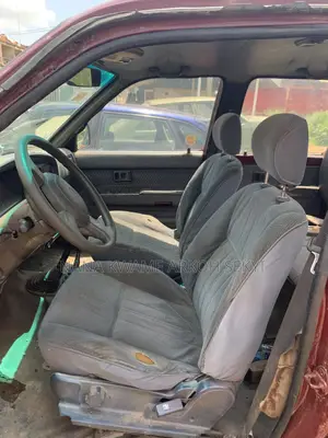 Toyota Hilux 1996 Burgundy