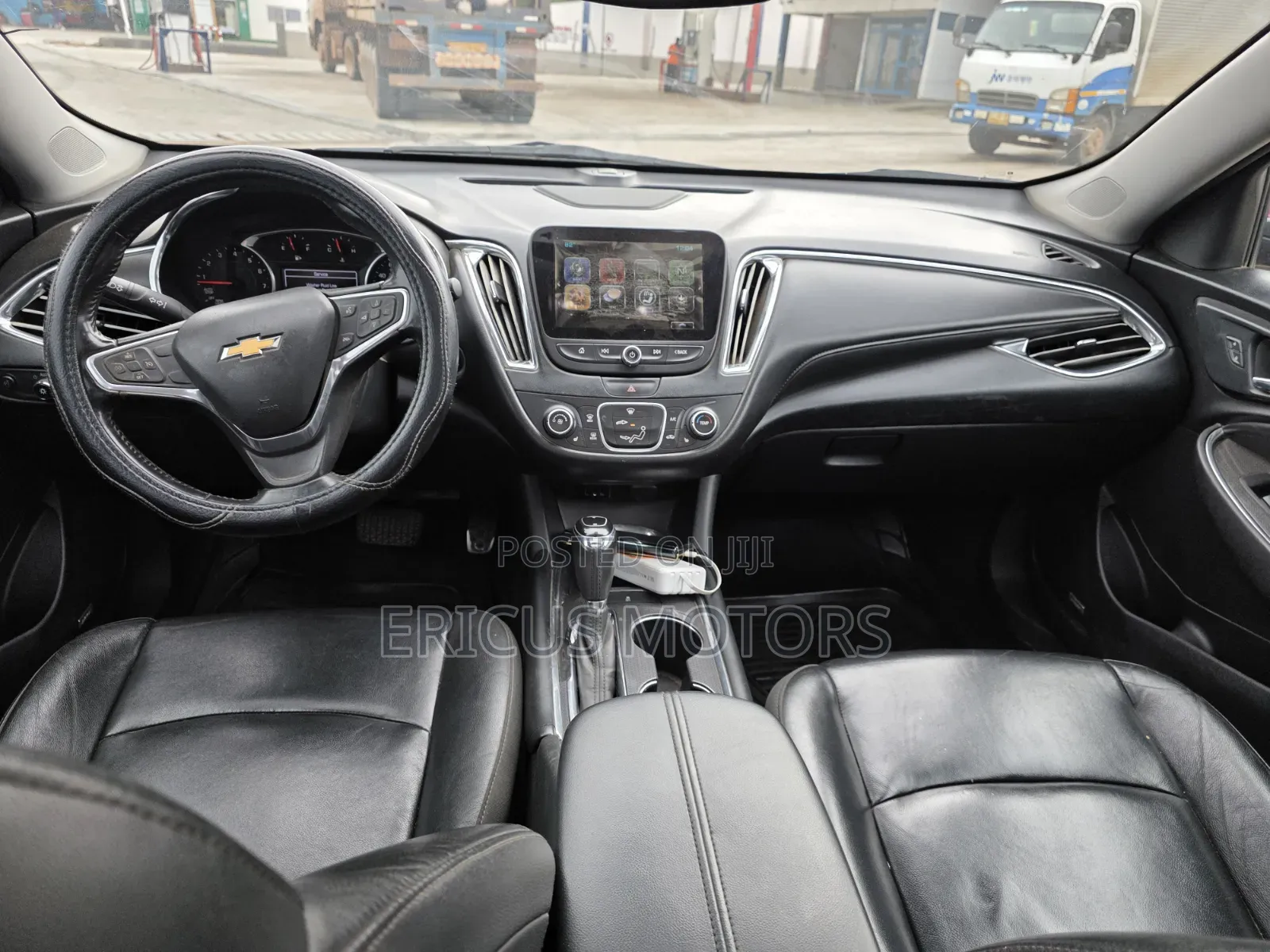 Chevrolet Malibu LT w/1LT 2017 Red