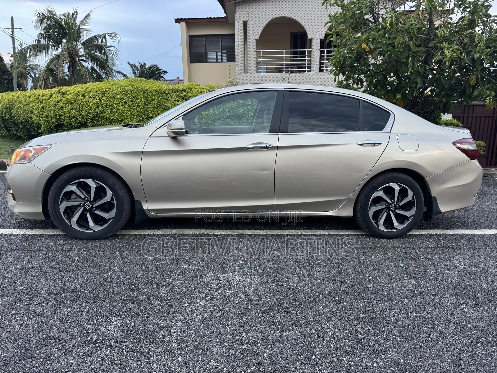 Honda Accord 2017 Gold