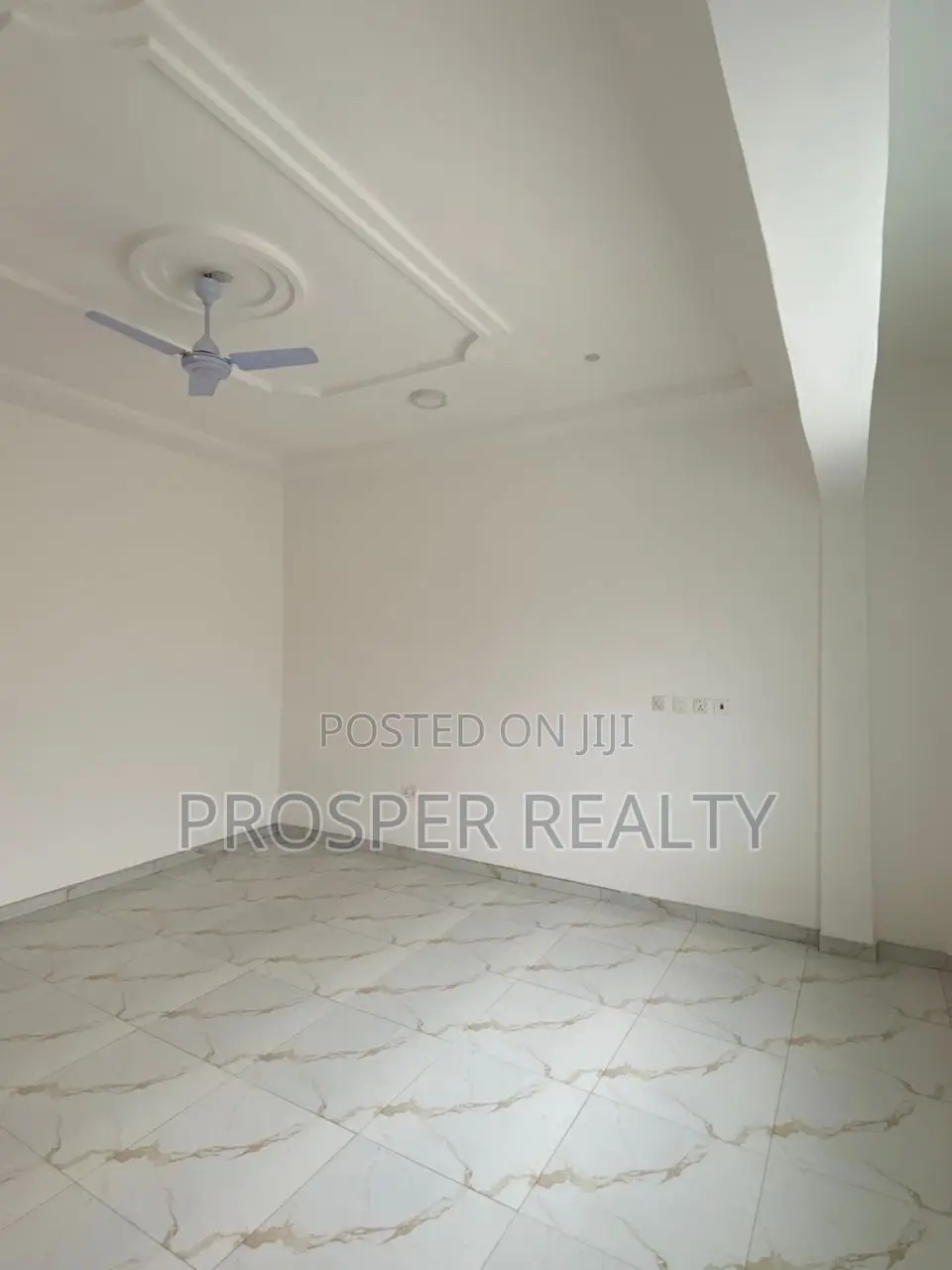 2bdrm Apartment in Spintex for rent