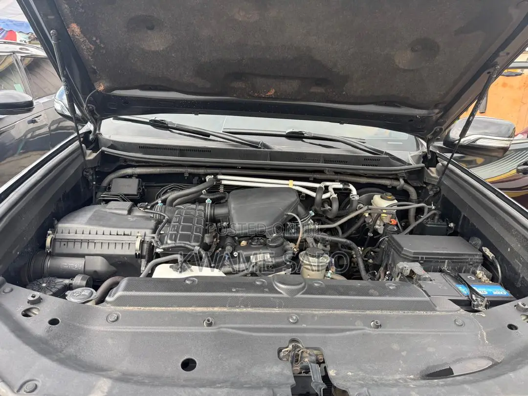 Toyota Land Cruiser Prado 2.7 2020 Black