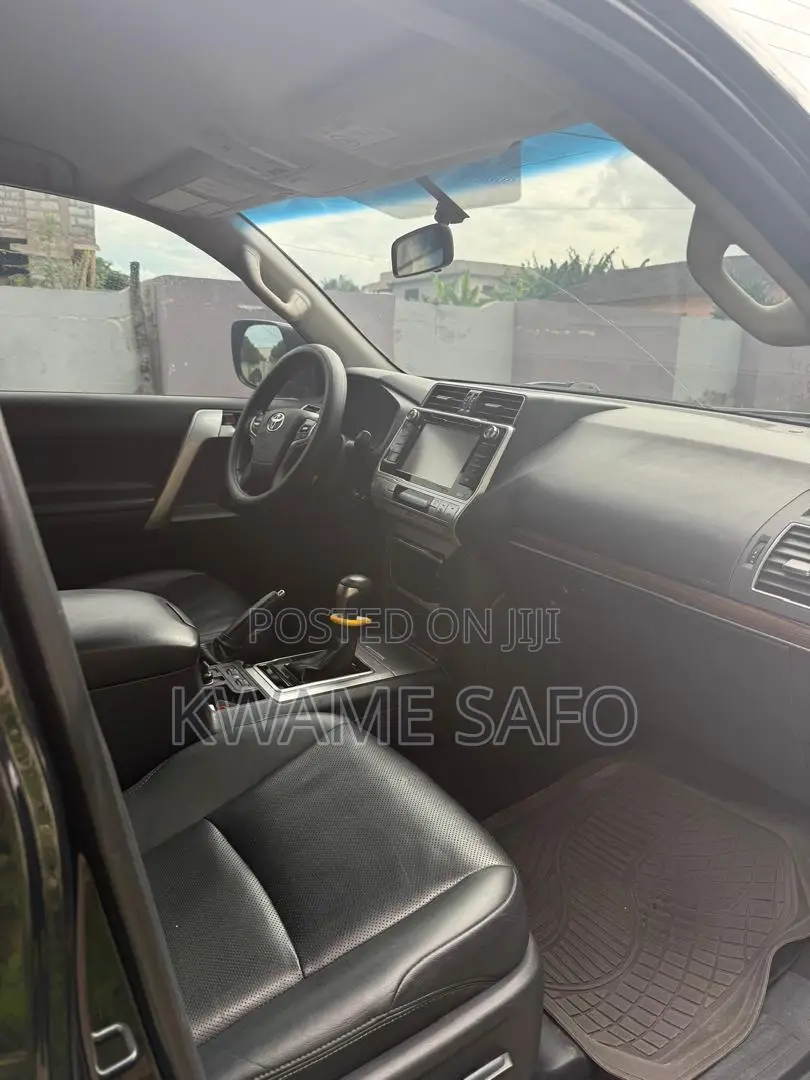Toyota Land Cruiser Prado 2.7 2020 Black