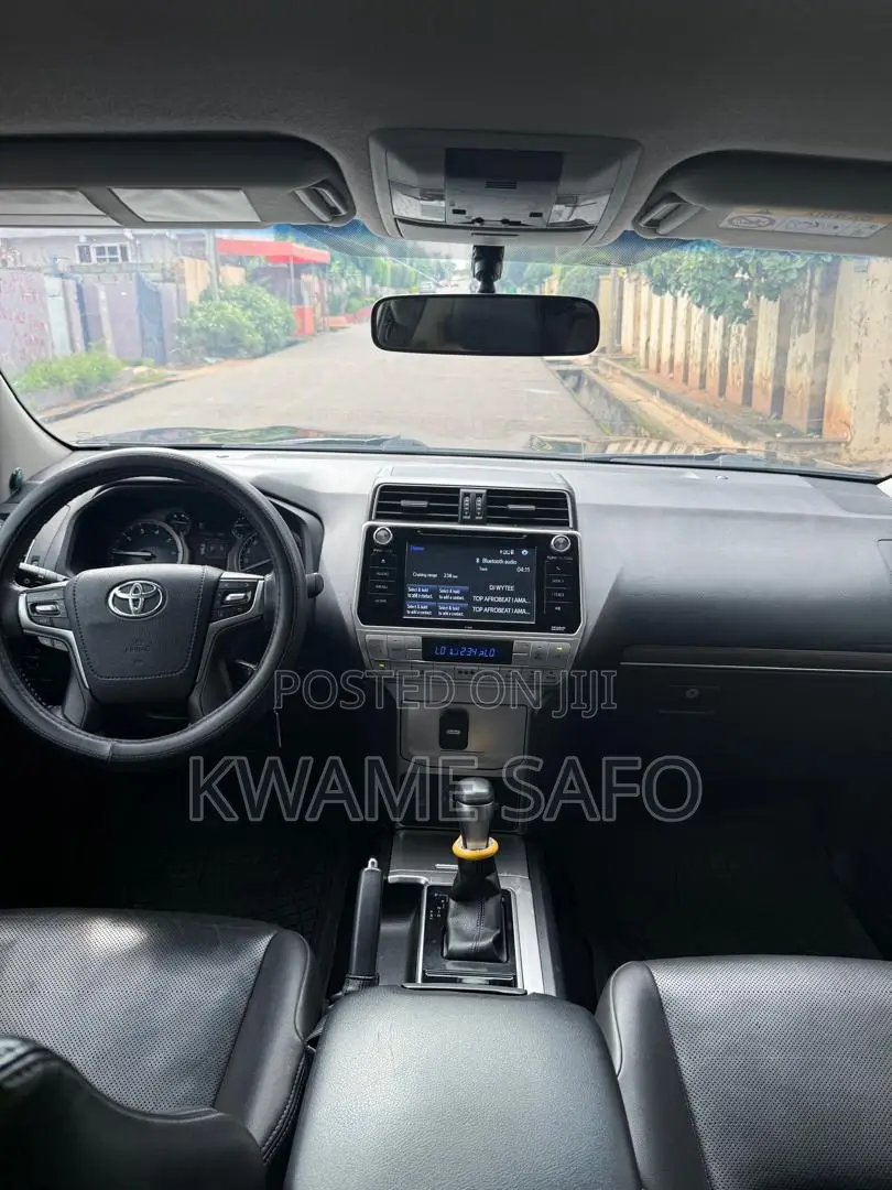 Toyota Land Cruiser Prado 2.7 2020 Black