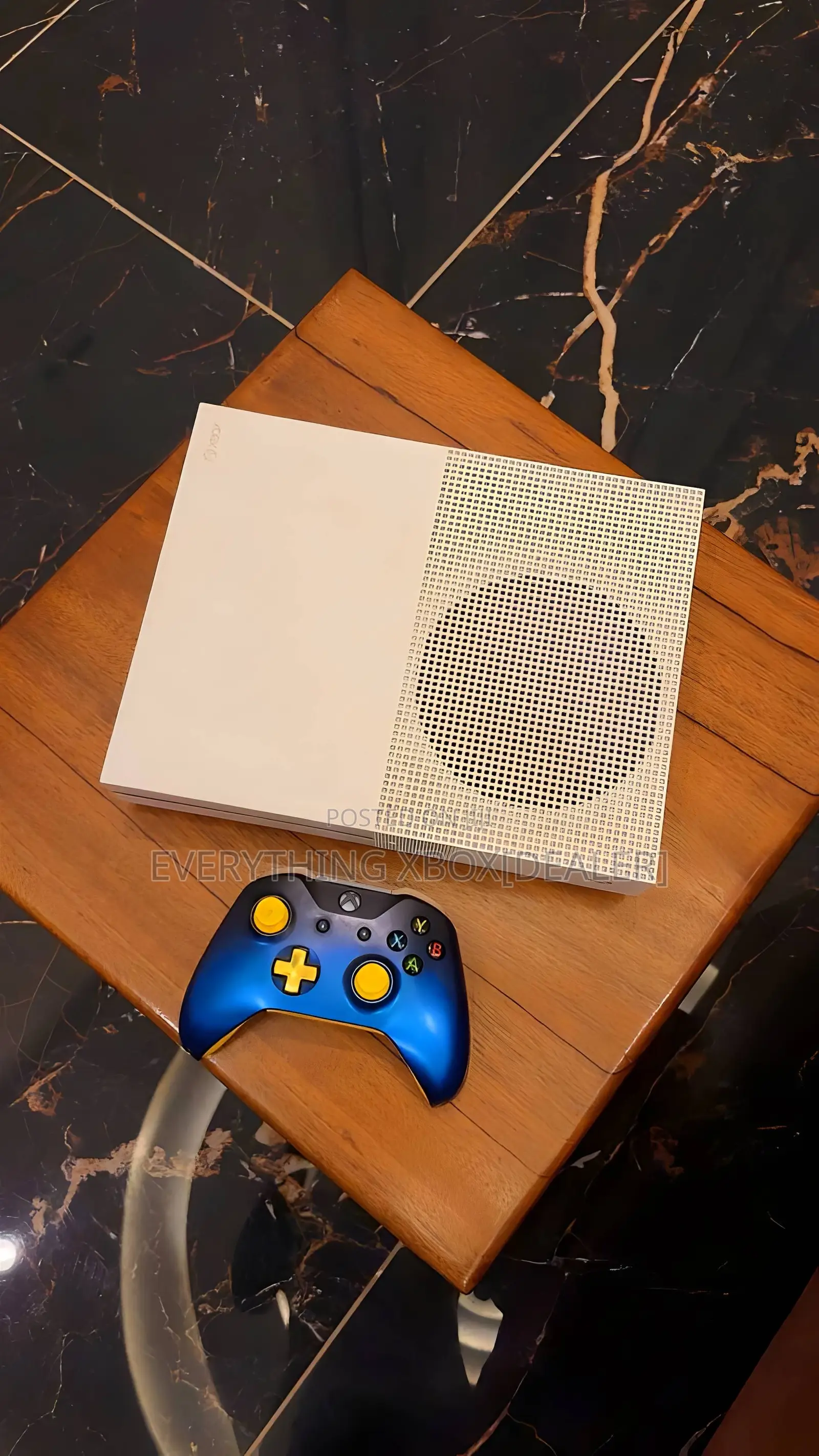 Previously Owned Xbox One S | 500gb |1 Controller | Games Included
