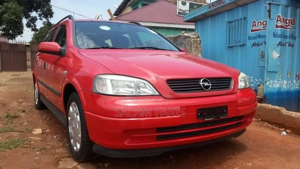 Opel Astra 1.8 2002 Red
