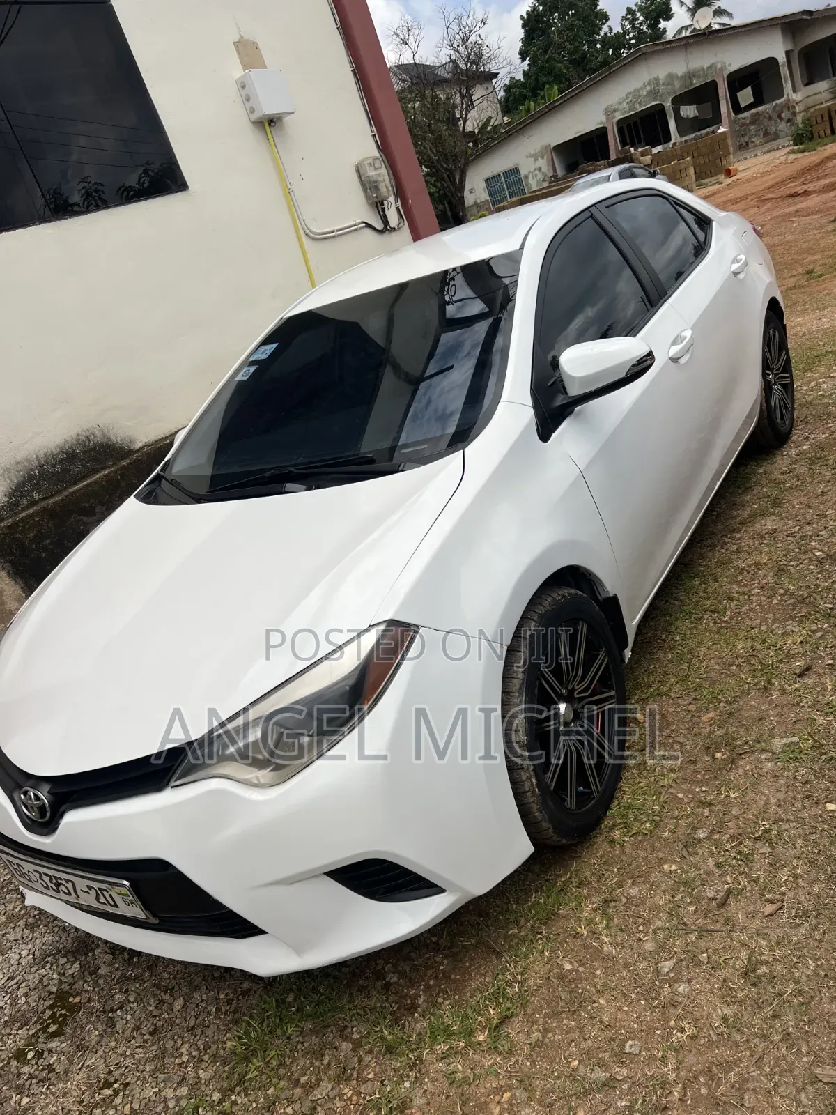 Toyota Corolla 2015 White