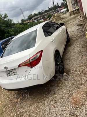 Toyota Corolla 2015 White