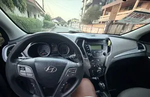 Hyundai Santa Fe SE AWD 2018 Black