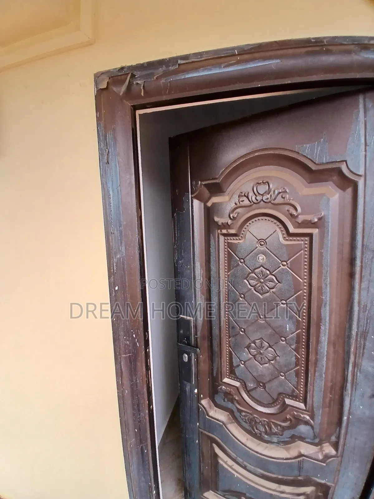 1bdrm Apartment in Omani, Pillar 2 for rent