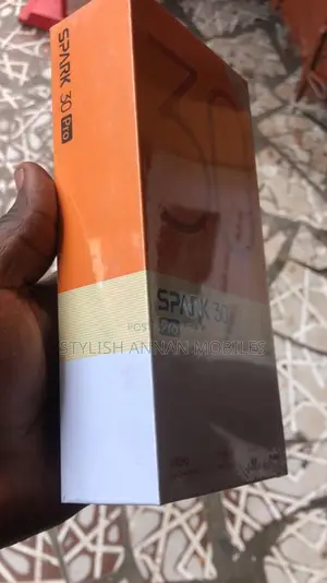 New Tecno Spark 30 Pro 256 GB Gold