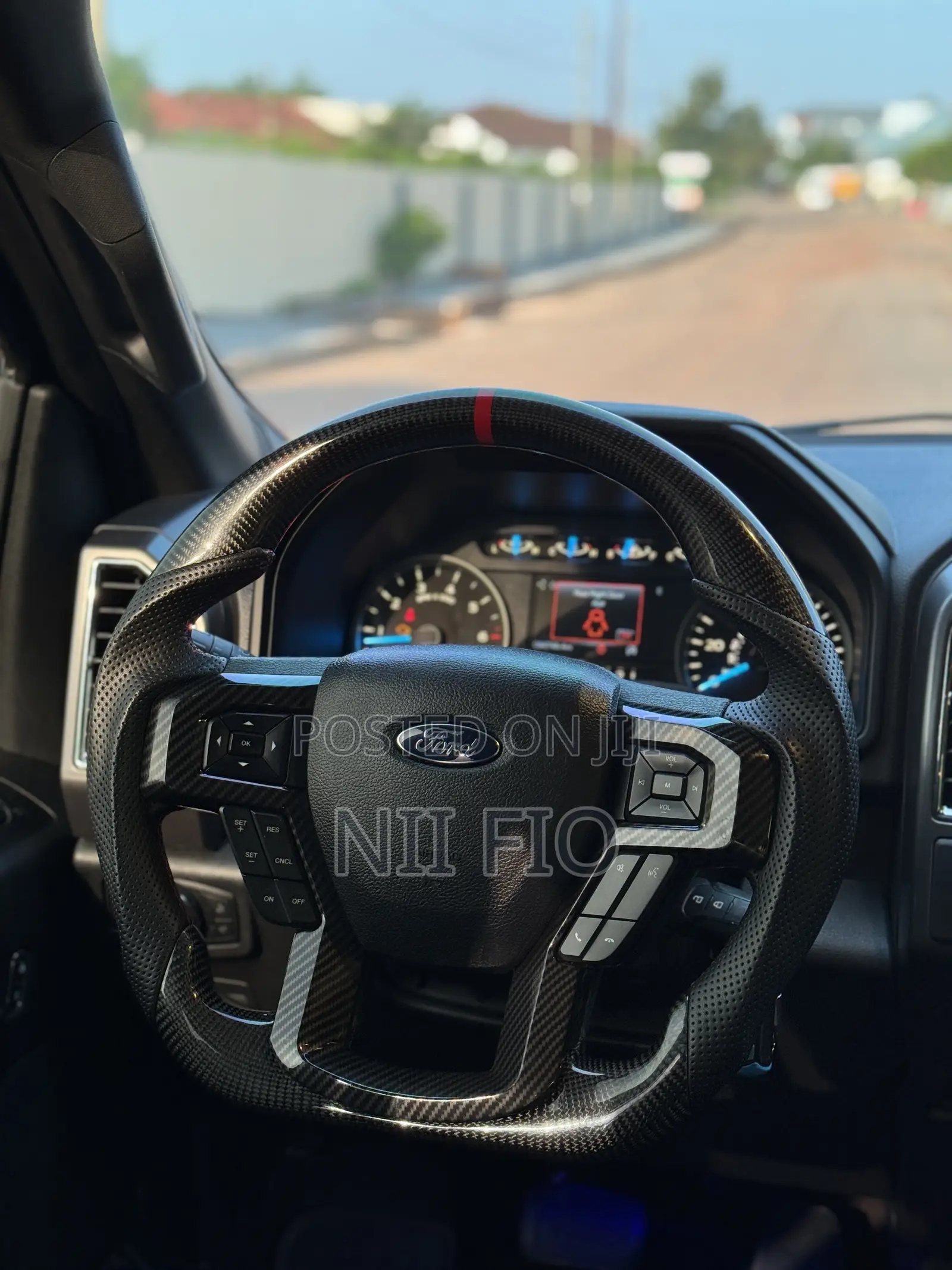 Ford F-150 XLT 4dr SuperCab 8 ft. LB (2.7L 6cyl Turbo 6A) 2015 Black